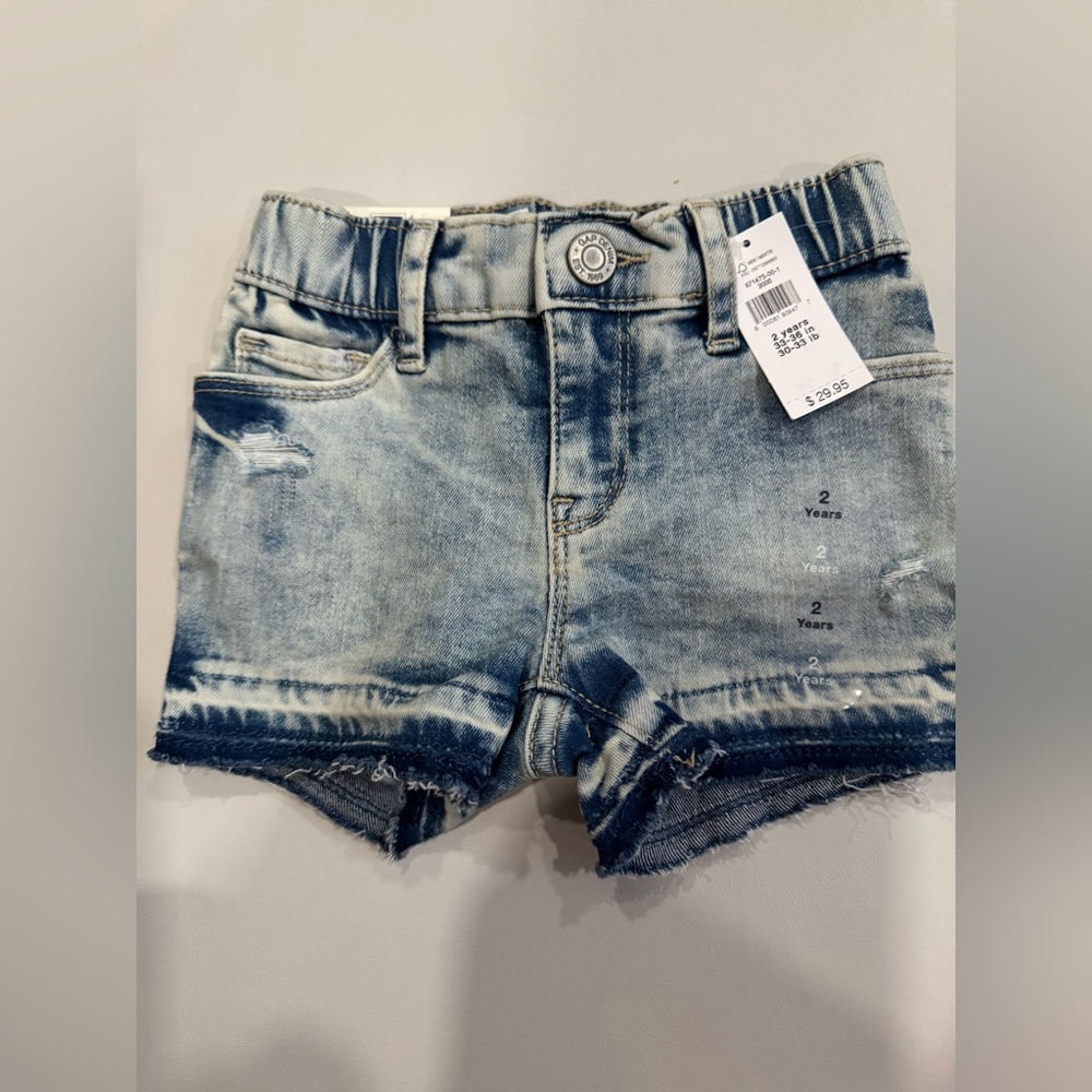 NWT Baby Gap Stylish Denim Shorts size 2T R$29.95